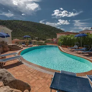 Apartahotel Bouganvillage, Budoni